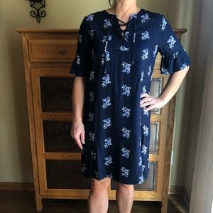 💕3for$15💕 Old Navy Blue Floral Dress